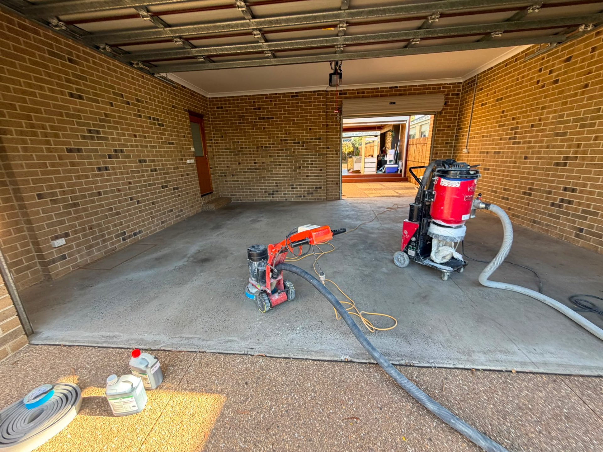 automotive-shop-concrete-grinding-preparation-toronto